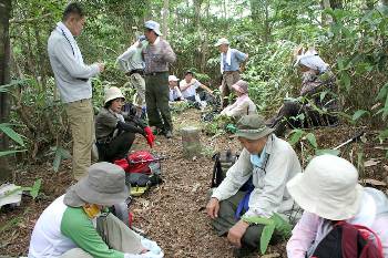 山頂で昼食